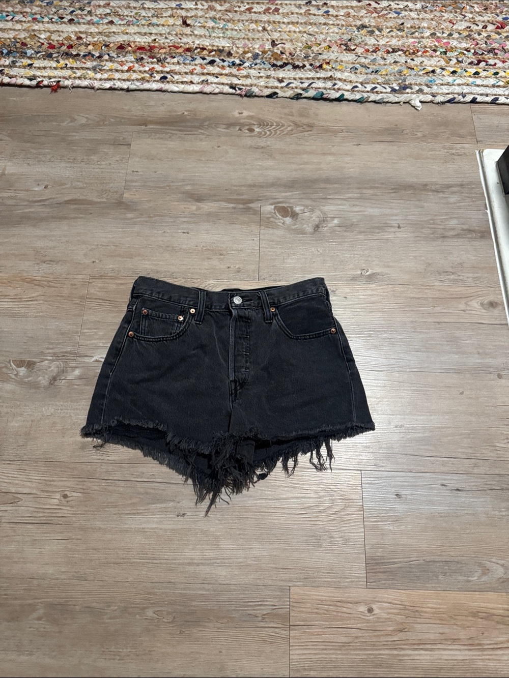 Women’s Levi's Black High-Rise Frayed Hem Denim Shorts